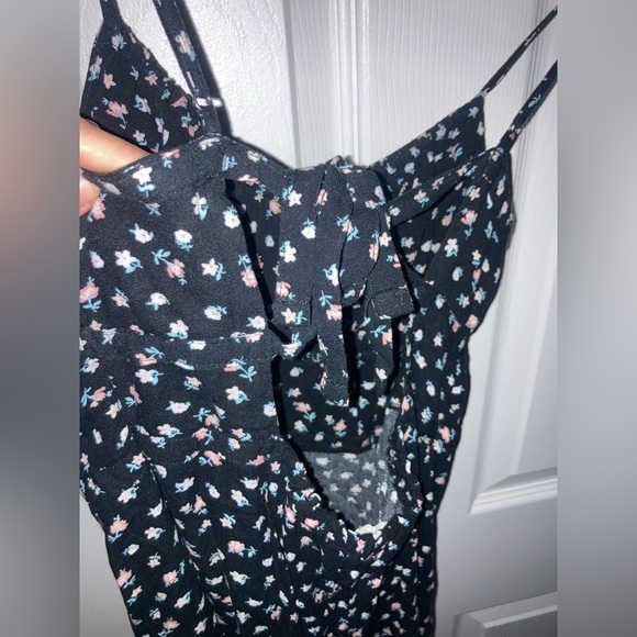 Aeropostale Black Floral Midi Dress - Picture 5 of 7